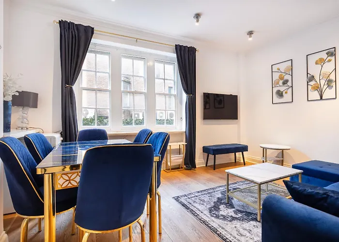 Elegant Three Bed Apt In The Heart Of Marylebone